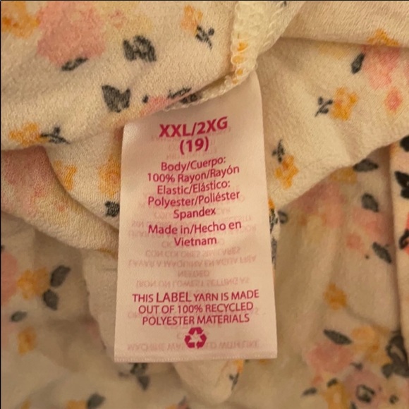 Floral Cinch Top - Picture 5 of 5